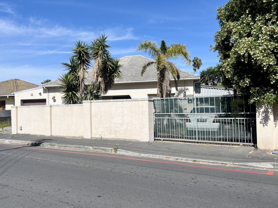 2 Bedroom Property for Sale in Fairfield Estate Western Cape